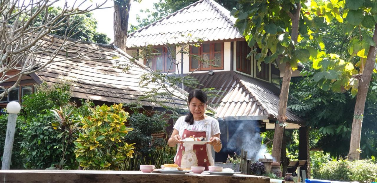 จำค่า ชาเลท์ บ้านพักสวนเกษตร Lampang Dış mekan fotoğraf